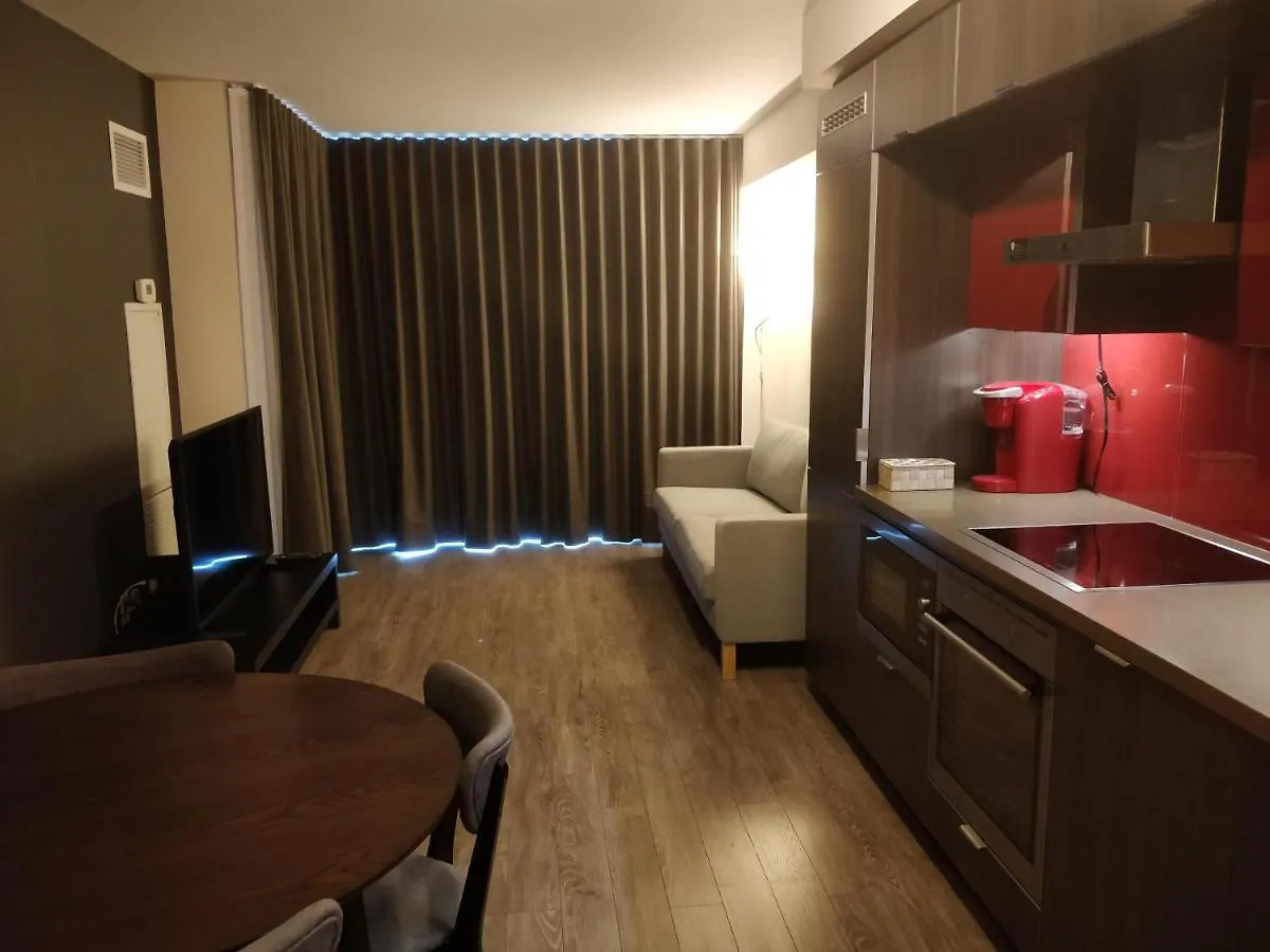 Apartment Entertainment District, Downtown Toronto, 1 Bed Plus Den. Pure Comfort