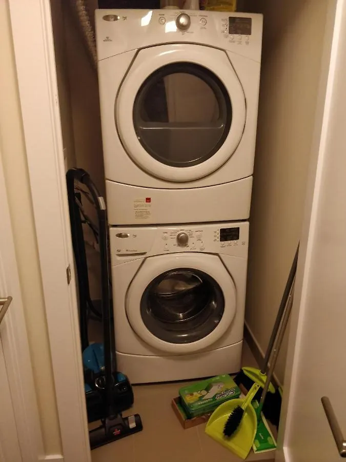 Entertainment District, Downtown Toronto, 1 Bed Plus Den. Pure Comfort 0*, Toronto